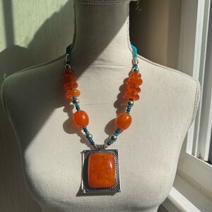 FLOWER  STATEMENT NECKLACE